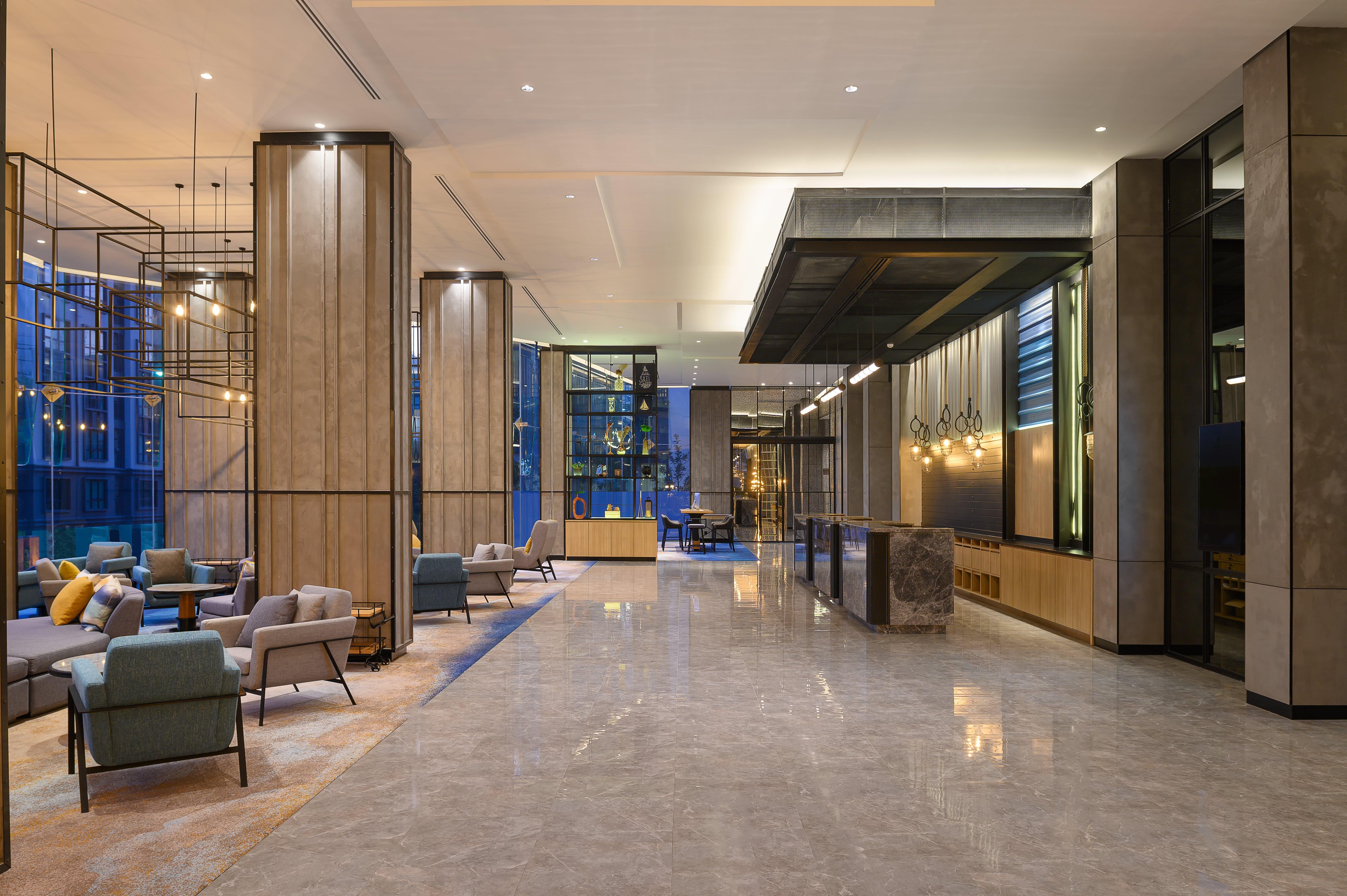 Holiday Inn & Suites Siracha Laemchabang By Ihg Si Racha Exterior photo