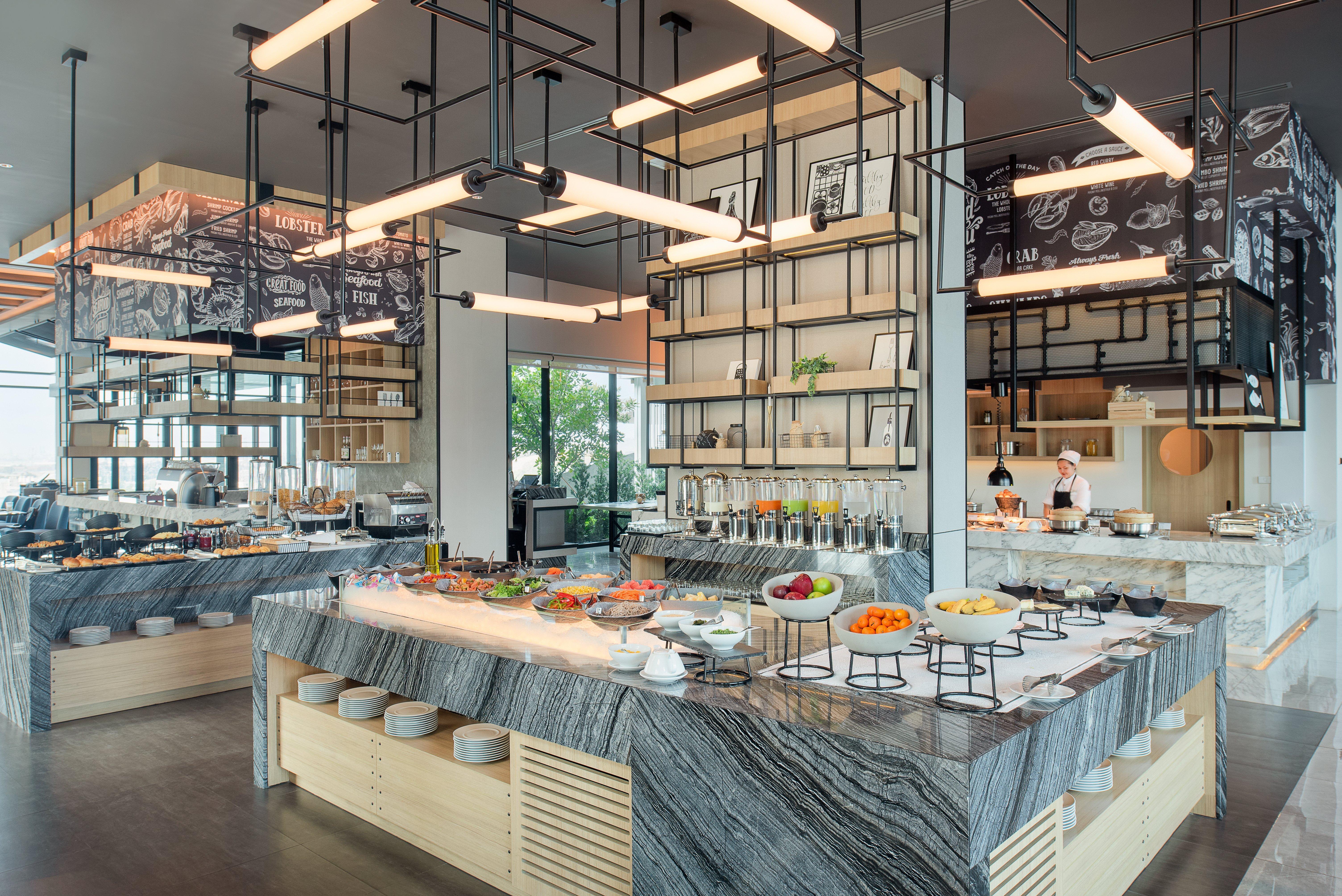 Holiday Inn & Suites Siracha Laemchabang By Ihg Si Racha Exterior photo